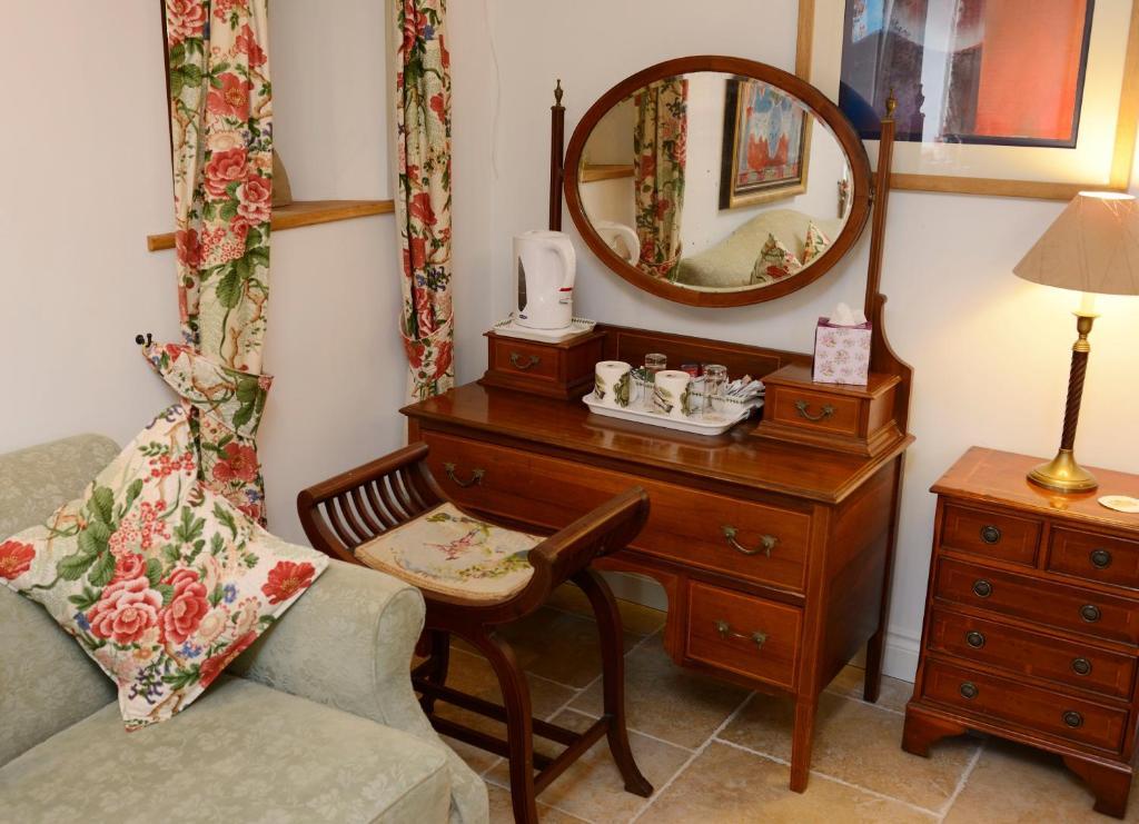Catwell House Bed & Breakfast Williton Bilik gambar